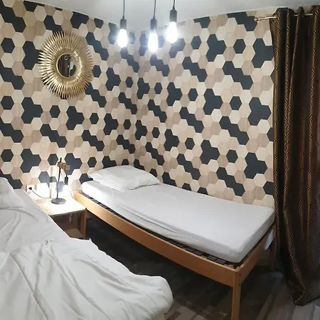 N° 20, En Pleine Nature, Frontalier